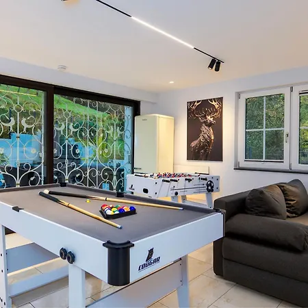 Waldklang Refugium Schwarzwald - Eingezaeunt - Aussen-sauna - Tischkicker - Billard Alpirsbach