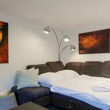 Waldklang Refugium Schwarzwald - Eingezäunt - Sauna Geplant - Tischkicker - Billard