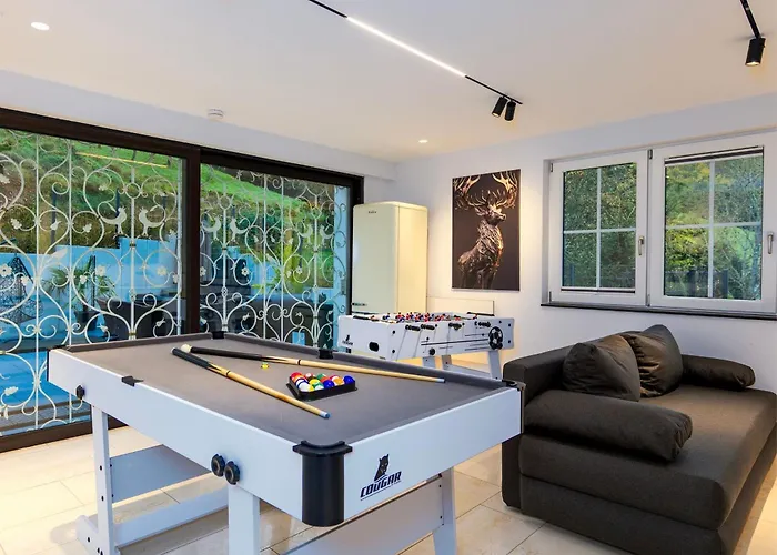 Waldklang Refugium Schwarzwald - Eingezaeunt - Aussen-sauna - Tischkicker - Billard Alpirsbach