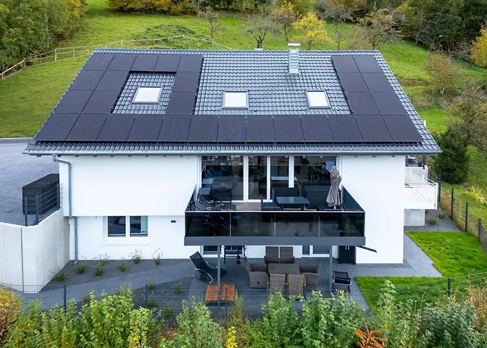 Waldklang Refugium Schwarzwald - Eingezaeunt - Aussen-sauna - Tischkicker - Billard Nyaraló Alpirsbach