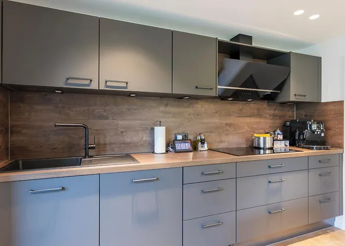 Waldklang Refugium Schwarzwald - Eingezaeunt - Aussen-sauna - Tischkicker - Billard