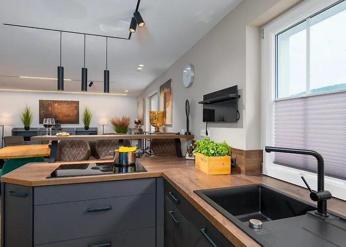 Nyaraló Waldklang Refugium Schwarzwald - Eingezaeunt - Aussen-sauna - Tischkicker - Billard