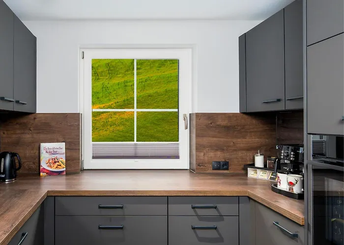 Waldklang Refugium Schwarzwald - Eingezaeunt - Aussen-sauna - Tischkicker - Billard Nyaraló