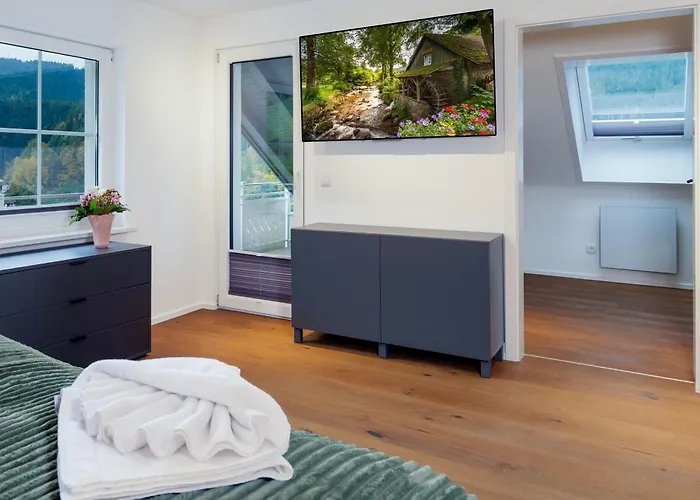 Waldklang Refugium Schwarzwald - Eingezaeunt - Aussen-sauna - Tischkicker - Billard Nyaraló Alpirsbach